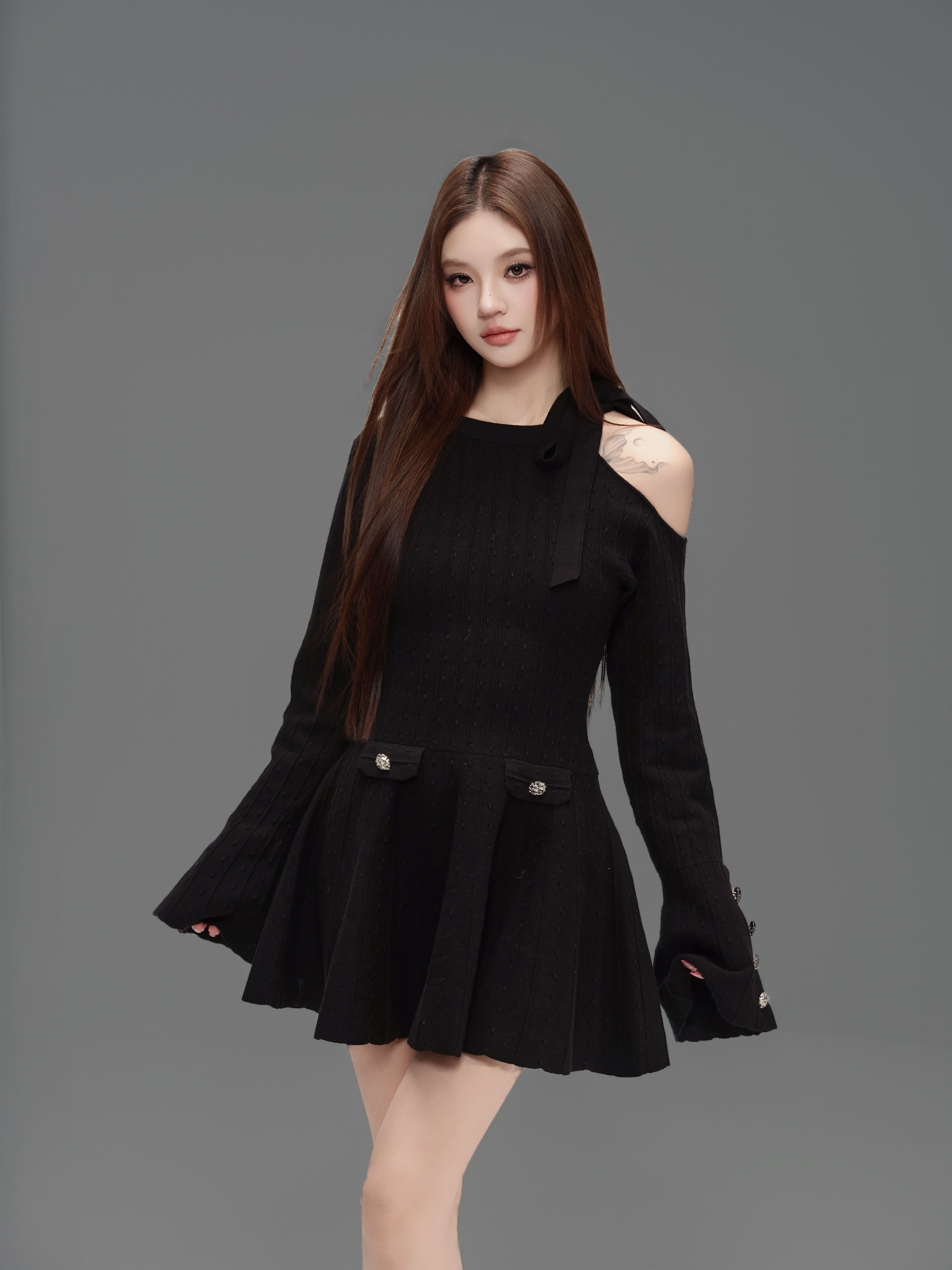 (pre) Ribbon Flare Line Mini Dress